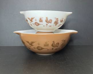 Pyrex Early American Cinderella Mixing Bowls vtg