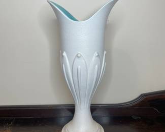 Haeger vintage vase