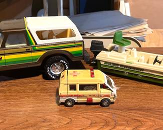 Nylint Bass Chaser Ford Bronco & boat, transformer van vintage 