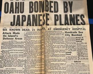 Honolulu Star Bulletin newspaper,  Oahu Bombed headline 1941