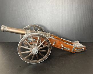 French field cannon model
