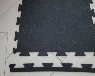 24 squares of foam tile puzzle pieces for fitness equipment.