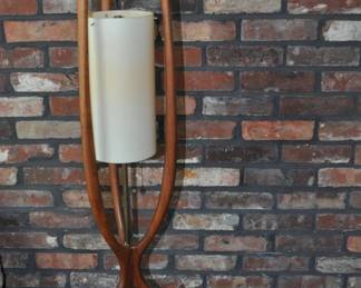 Same Lamp without Shade