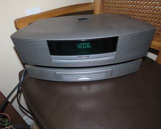 Bose radio/CD with thre CD changer.