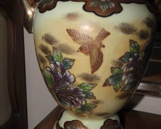 Porcelain Asian vase.