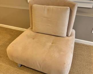 81 BeigeArmlessAccentChairwTuftedSeatMatchingPillow