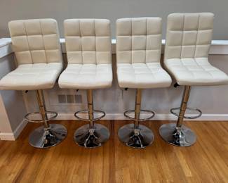 25 Setof4AdjustableWhiteLeatherLookBarStoolswChromeBase