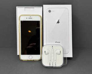 64 AppleiPhone8Silver64GBwOriginalBoxEarPods