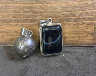 Mexico 925 Sterling Stone Pendant And World Pendant