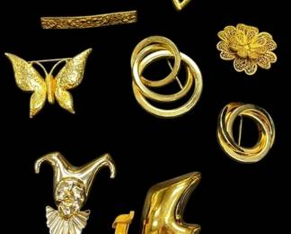 Variety Of Goldtone Vintage Brooches