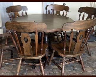 Solid Wood Dinette Set with 6 Chairs and 2 Leaves