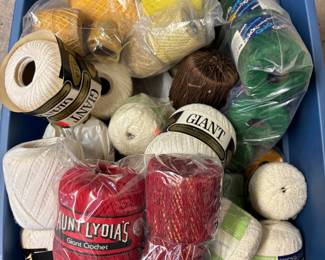 Multiple colors of crotchet yarn