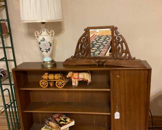 A beautiful antique cabinet with two glass sliding doors included. 