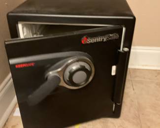 Sentry safe with key and instructions 