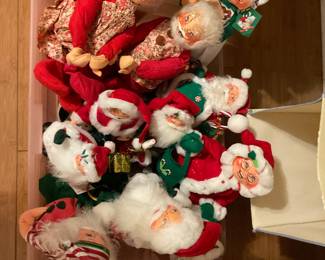 AnnaLee Christmas dolls