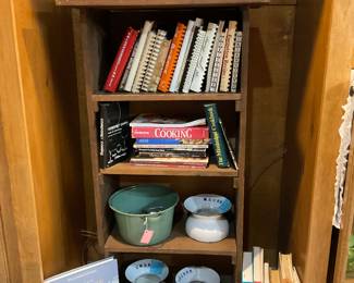 Cookbooks with pots of various sizes