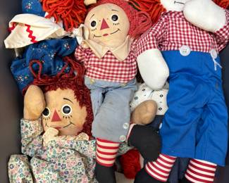 More Raggedy Ann and Andy dolls