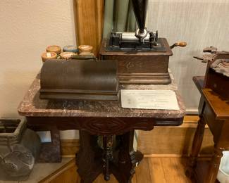 Antique Edison standard Phonograph… sitting on a marble top square top end table 