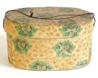 Labeled Hannah Davis bandbox with newspaper lining mentioning slavery, 1850s