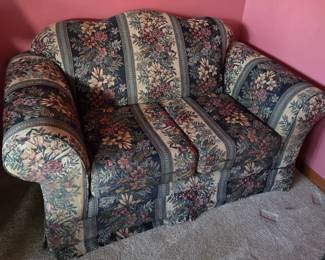 Love seat