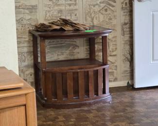 Magazine side table