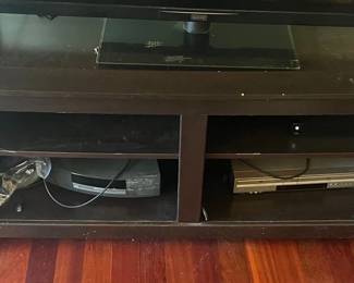 AAE003 Wood TV Stand