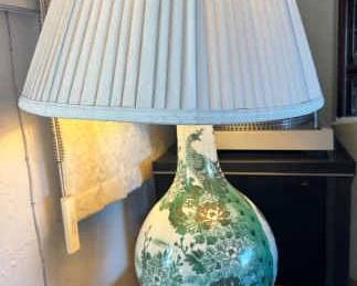AAA005 - Vintage Green Peacock Lamp