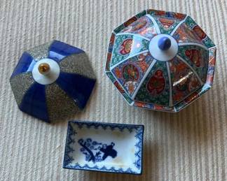 AAA238 - Japanese Vintage Porcelain Pot And Serving Dish