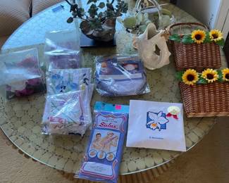 AAA190 - Various Decorative Home Items & Japanese Towels 