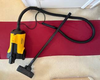 AAA060 Eureka Mighty Mite Vacuum 