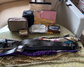 AAA128 - More Vintage Belts & Pouches