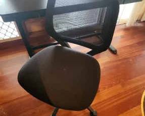 AAE404 - Office Chair 