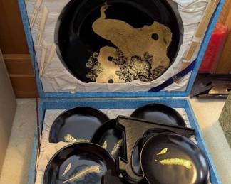 AAA116 - Vintage Collectible Japanese Lacquerware Set
