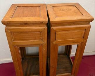 AAA046 Pair of Wood Plant Stands
