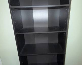 AAE402 Black Pressboard Book Shelf