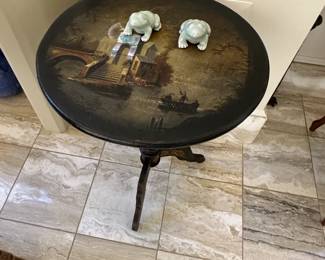 Trompe l'oeil oval tri-pod table