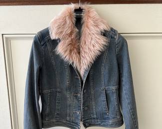 Elie Tahari denin and fur collared jacket. Size M. 