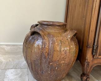 Ceramic urn