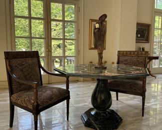 Italian green marble and scagliola octagonal-form center table, 20th century.