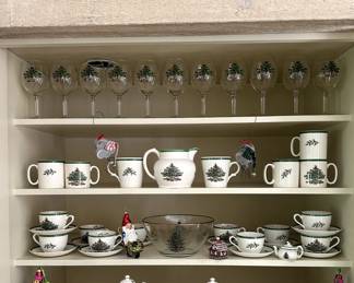 Large dinner set of 'ChristmasTree' China by Spode