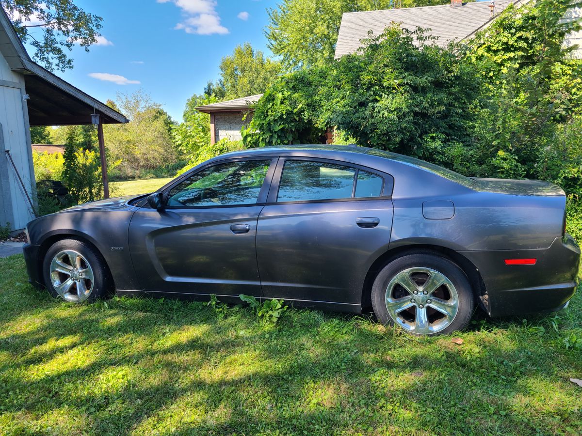 2014 Dodge Charger R/T car