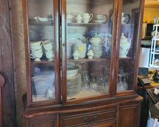 China Hutch cabinet