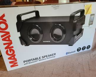 Magnavox portable speaker - new