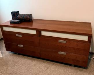 Coordinating dresser