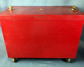 Rolling Gun Powder Storage Container With Locks, Includes Keys, Box Is 14.5" X 22.5" X 11.5"