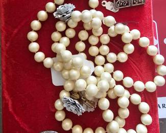 Miscellaneous jewelry 