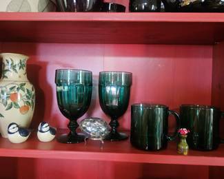 Green glasses and deor