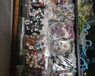 Bead-making accessories 