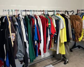 vintage sportswear (nike, reebok, etc)