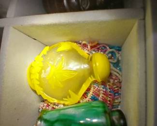 19th c CHINESE SNIFF BOTTLES